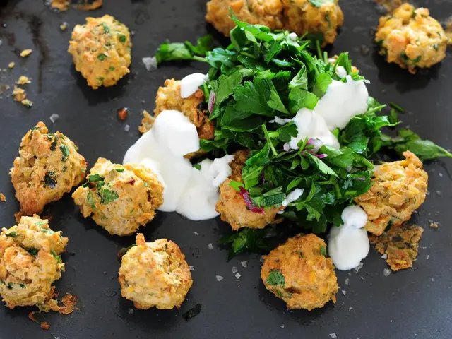 Selection of Nutritious Bites for Weight Reduction