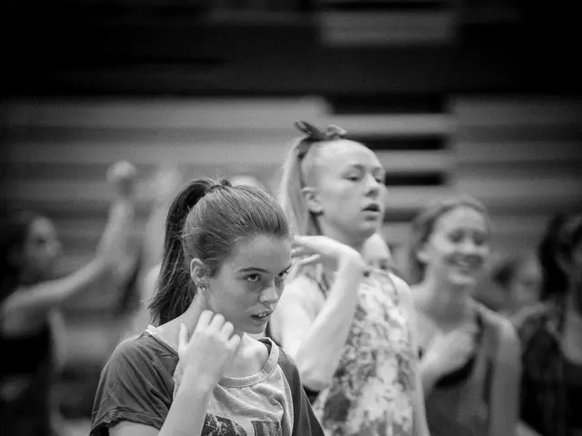 Experienced a noticeable improvement in hip health after trying the 90-second exercise routine...