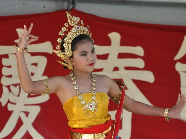 Dancer's Pose, or Natarajasana: Master All Its Aspects