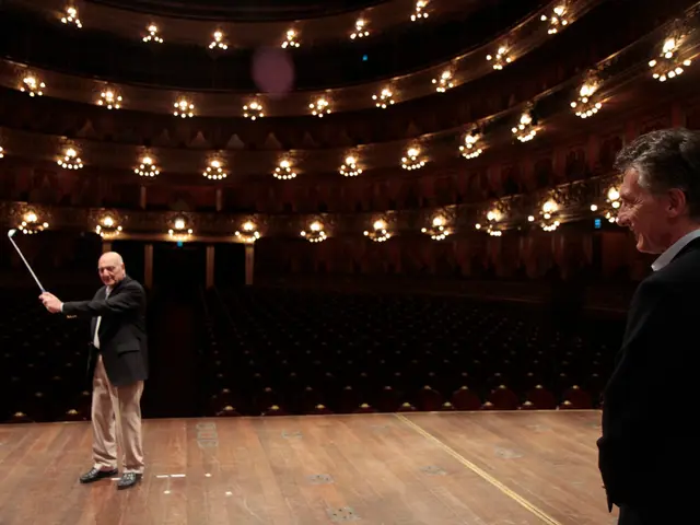 Hospital Report by Mr Hoeneß on Temporary Care of Seniors in Medical Facility