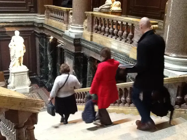 Accelerated Pace in Senior Years May Bolster Health According to Research Findings