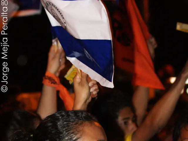 Protesting Victim's Mother Claims Unruly Handling During Police Baton Charge in RG Kar Rape Case:...