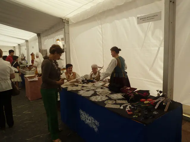 Inmates in French prisons face hardships during the ongoing heatwave due to overcrowding